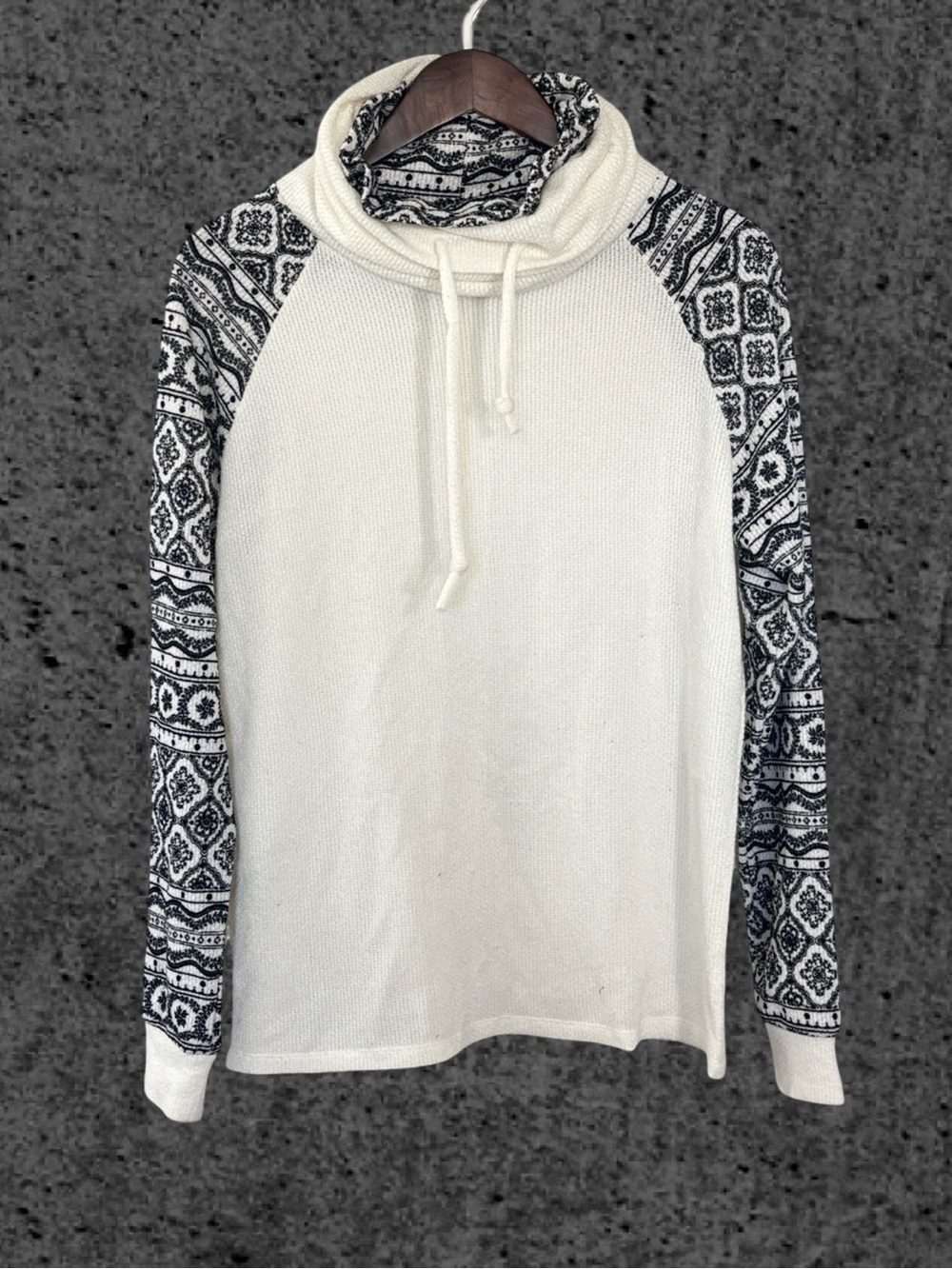 ANDTHEWHY Thermal Sweater